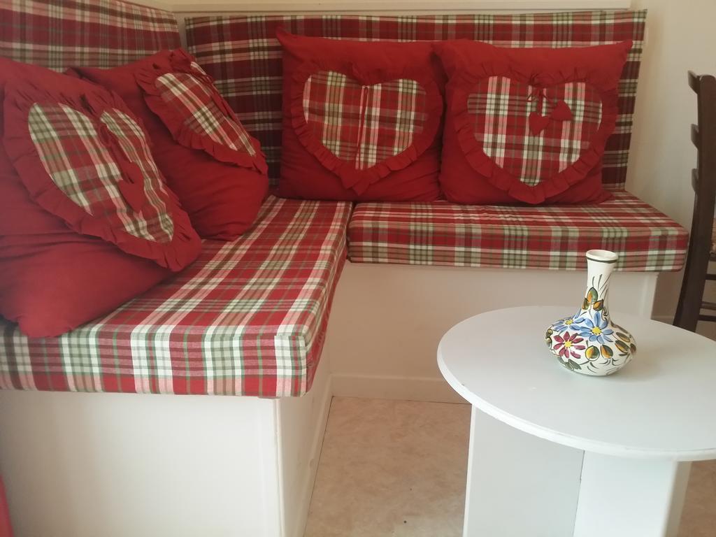 Charming Room Pres Du Sanctuaire Lourdes Exterior foto
