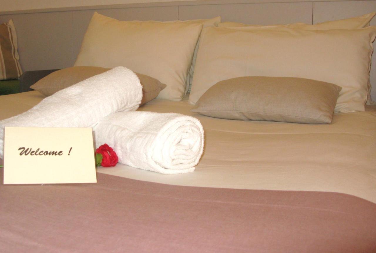 Charming Room Pres Du Sanctuaire Lourdes Exterior foto
